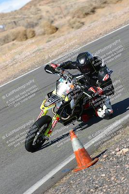 media/Feb-05-2023-Classic Track Day (Sun) [[c35aca4a42]]/Group 2/session 3 turn 13/